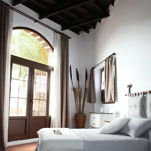 https://la-molina.in-canary-islands.com